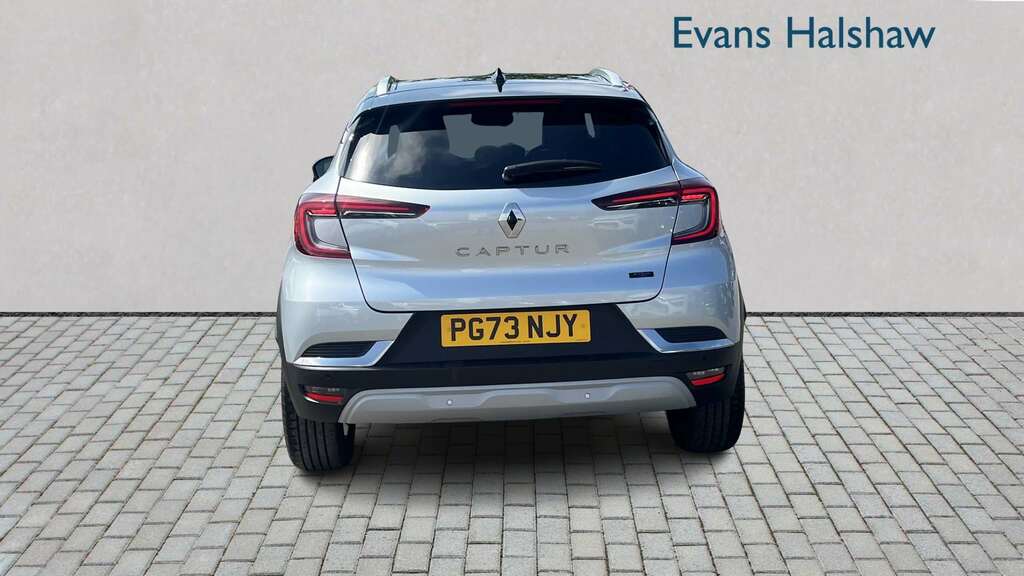 Renault Captur 1.6 E-tech Full Hybrid 145 Techno 2024 Grey #4