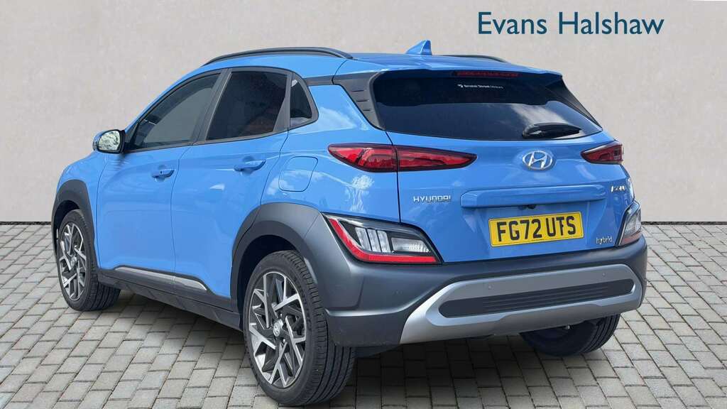 Hyundai Kona 1.6 Gdi Hybrid Premium Dct 2022 Blue #2