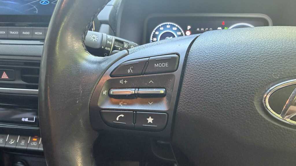 Hyundai Kona Estate Black #13