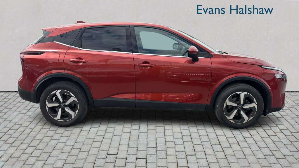 Nissan Qashqai 1.3 Dig-t Mh N-connecta 2023 Red #2