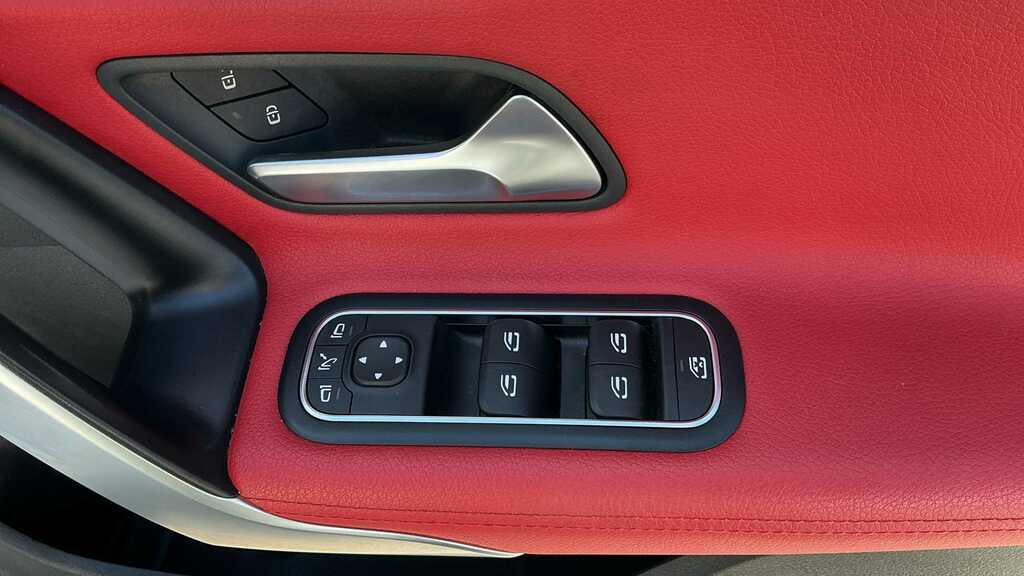 Mercedes-Benz CLA Class 180 Amg Line Coupe 7G-dct Euro 6 Ss Red #14