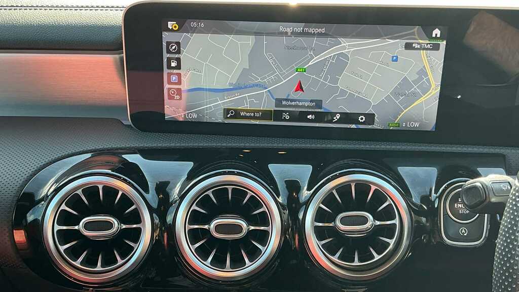 Mercedes-Benz CLA Class 180 Amg Line Coupe 7G-dct Euro 6 Ss Red #15