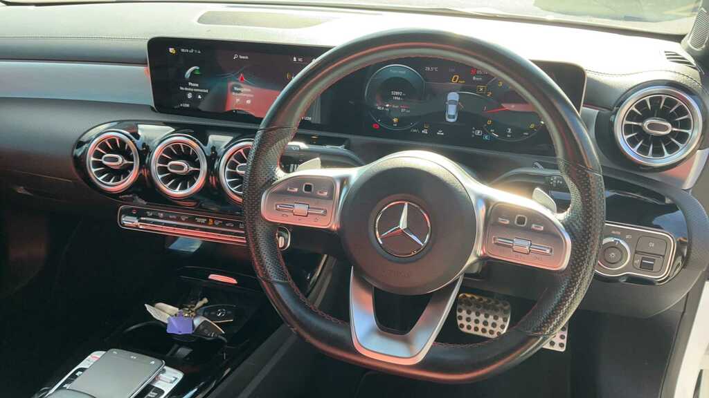 Mercedes-Benz CLA Class 180 Amg Line Coupe 7G-dct Euro 6 Ss Red #9