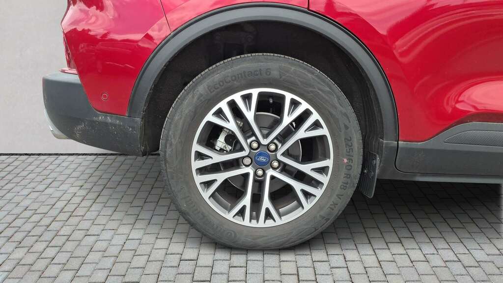 Ford Kuga 1.5 Ecoboost 150 Titanium Edition 2023 Red #5