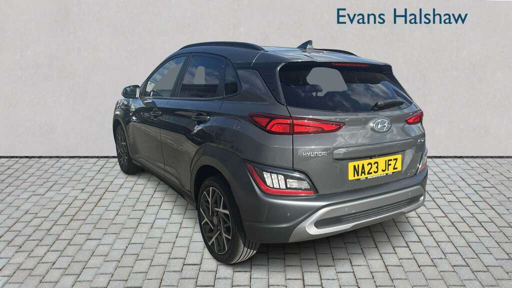 Hyundai Kona 1.6 Gdi Hybrid Premium Dct 2023 Grey #3