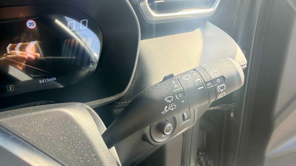 MG ZS 1.5 Hybrid Plus Trophy Suv Hybrid Grey #23