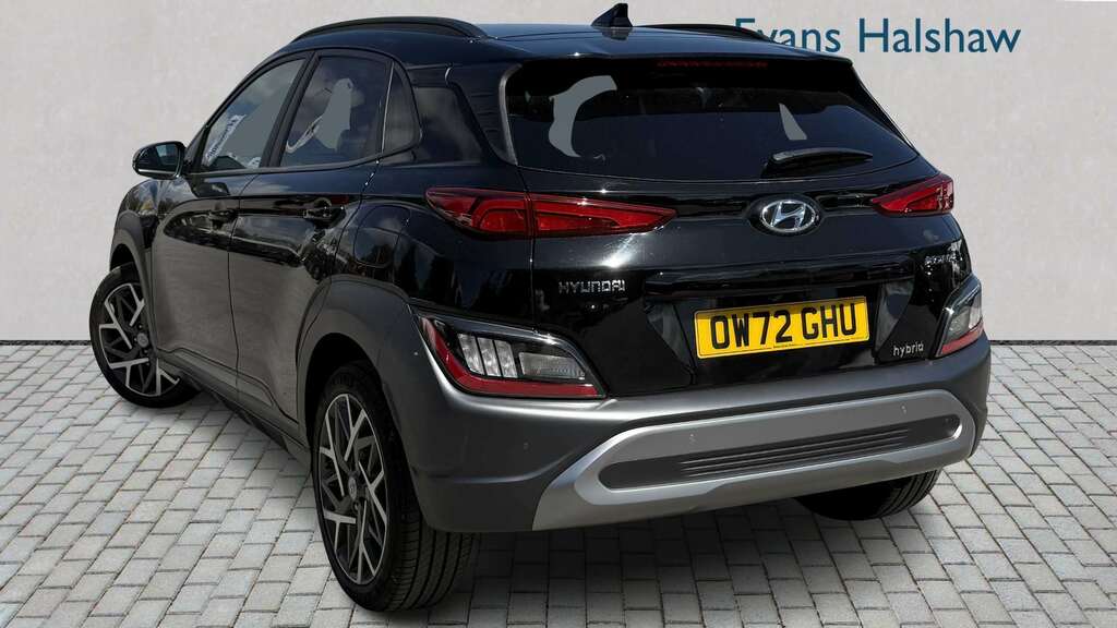 Hyundai Kona 1.6 Gdi Hybrid Ultimate Dct 2023 Black #2