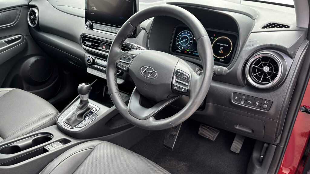 Hyundai Kona 1.6 Gdi Hybrid Ultimate Dct 2022 Red #5