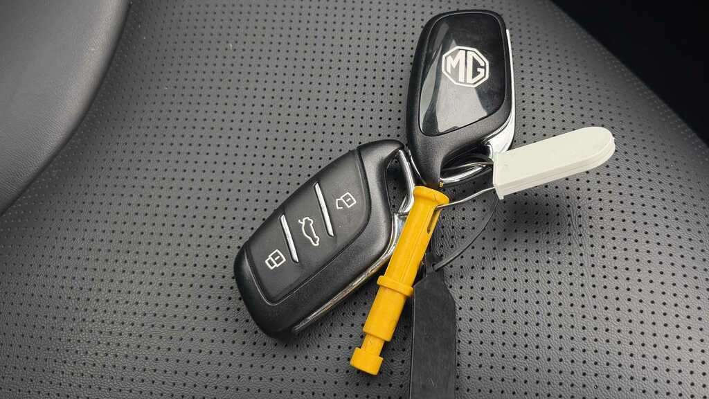 MG HS 1.5 T-gdi 16.6Kwh Se Suv Plug-in Hybrid Silver #14