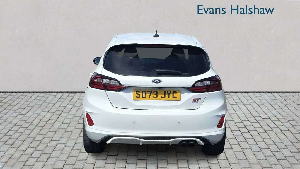 Ford Fiesta 1.5 Ecoboost St-3 2023 SD73JYC White #4