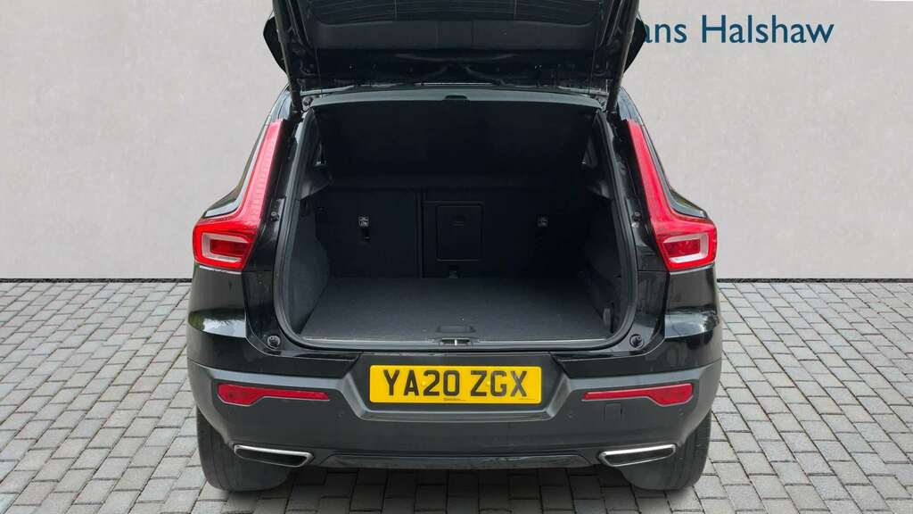 Volvo XC40 1.5 T3 R-design Euro 6 Ss Suv 2020 Silver #7
