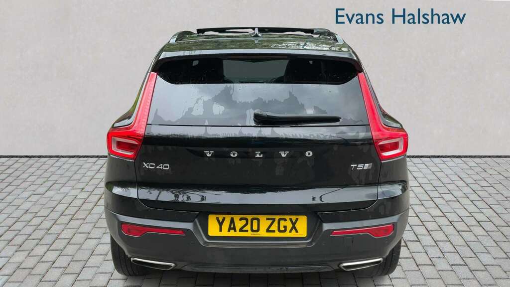 Volvo XC40 1.5 T5 262 Hybrid R Design Geartronic 2020 Black #5