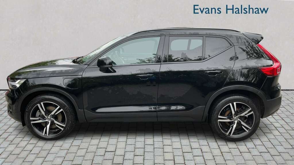 Volvo XC40 1.5 T5 262 Hybrid R Design Geartronic 2020 Black #3
