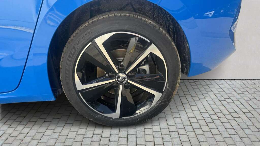 Vauxhall Astra 1.2 Turbo 130 Griffin 2026 Blue #3