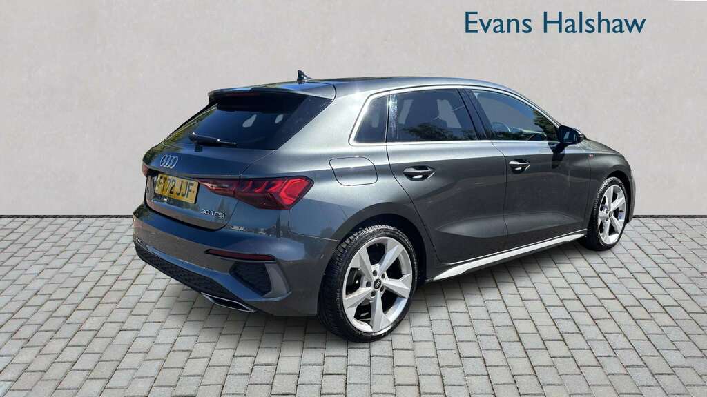 Audi A3 30 Tfsi S Line 2023 FT72JJF Grey #4