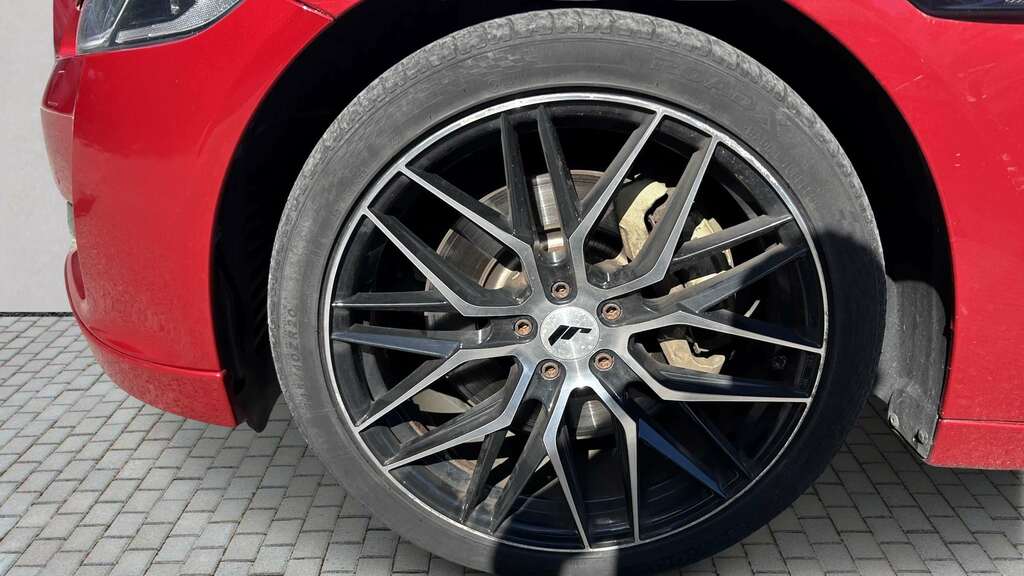 Jaguar XJ 3.0 V6 Supercharged R-sport 2018 Red #4
