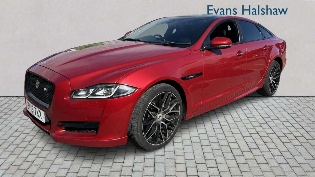 Jaguar XJ 3.0 V6 Supercharged R-sport 2018 Red #3