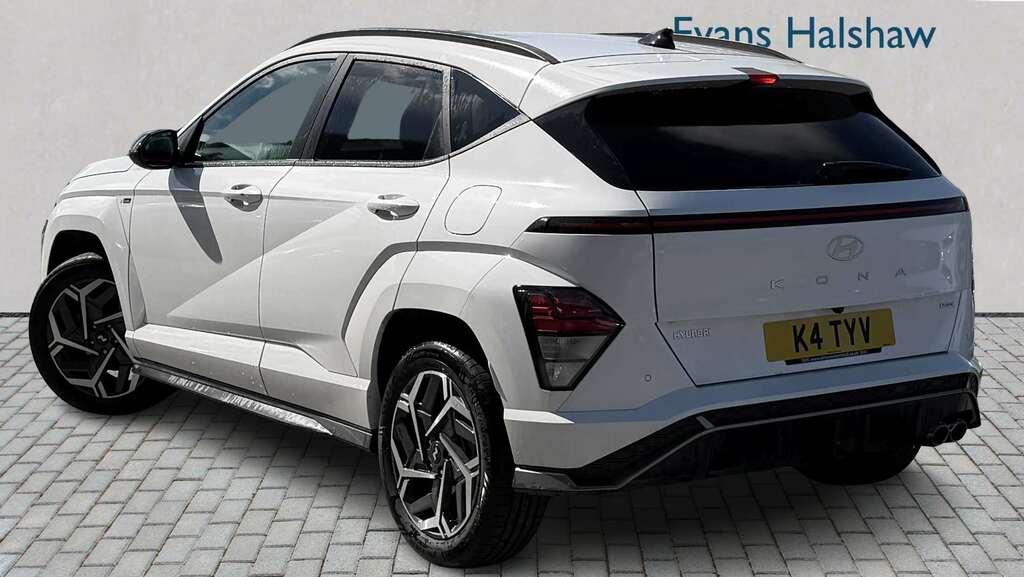 Hyundai Kona 1.6 Gdi Hybrid N Line Dct 2023 White #2