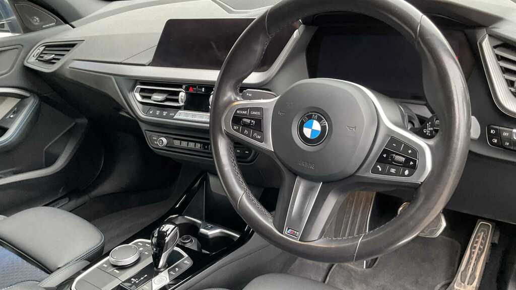 BMW 1 Series 118I 136 M Sport Step Lcp 2024 YD73NCB Grey #5