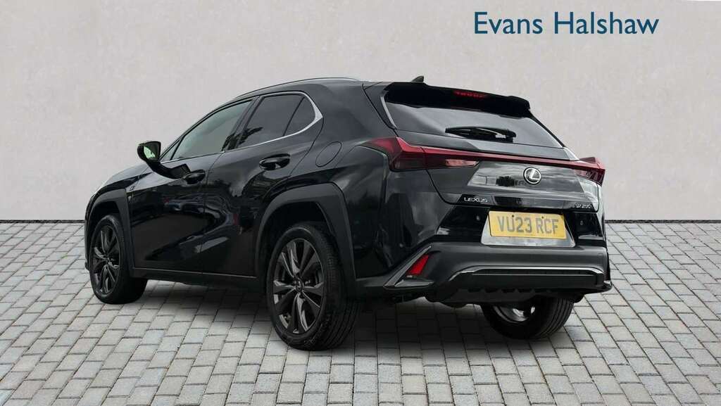 Lexus UX 250H 2.0 F-sport Design Cvt 2023 Grey #2
