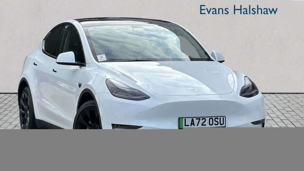 Tesla Model Y Long Range Awd 2023 White