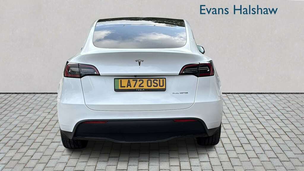 Tesla Model Y Long Range Awd 2023 LA72OSU White #3