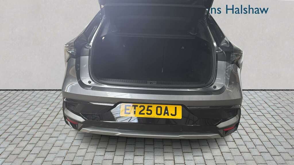 Renault Rafale E-tech Full Hybrid Techno 2025 Grey #2