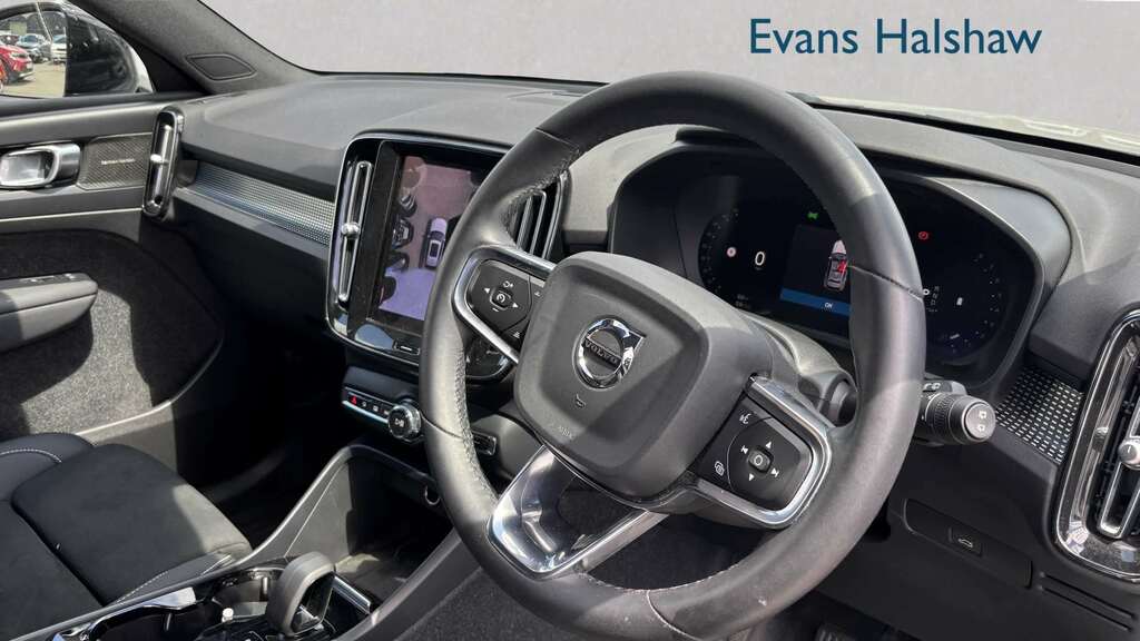 Volvo XC40 2.0 B4p Ultimate Dark 2023 Silver #5