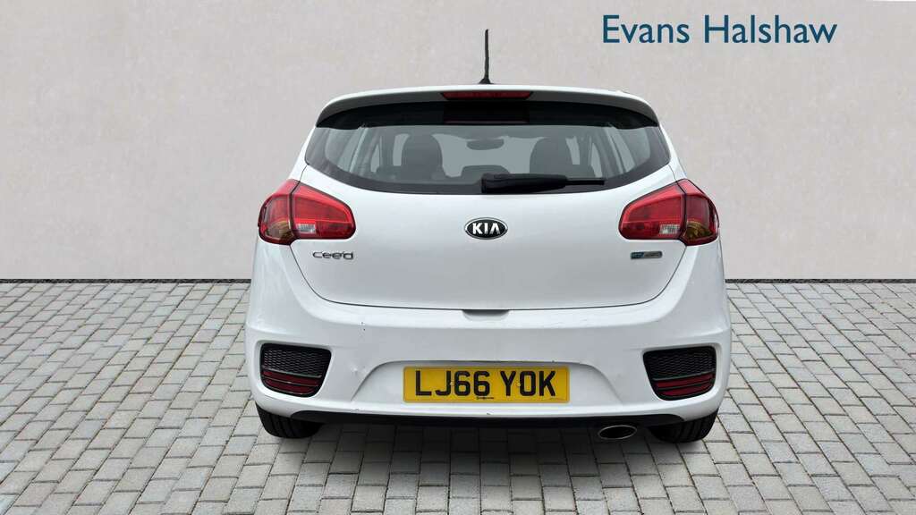 Kia Ceed 1.6 Crdi Isg 1 2016 White #6
