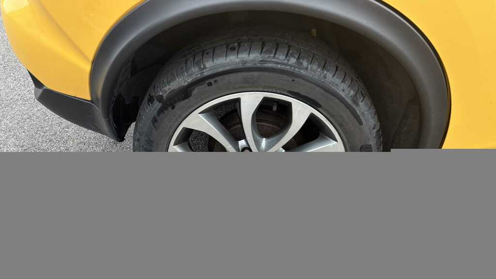 Nissan Juke 1.5 Dci Tekna 2017 NV17VZZ Yellow #5