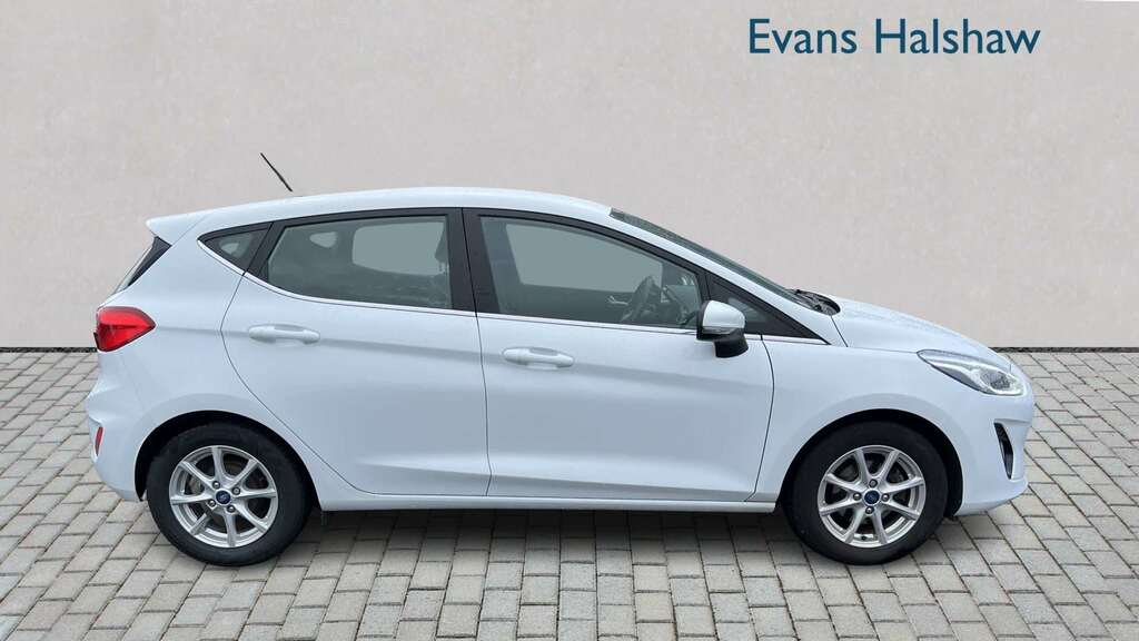 Ford Fiesta 1.1 Zetec 2017 White