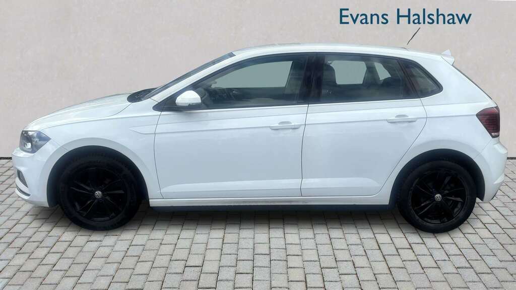 Volkswagen Polo 1.0 Tsi 95 Se 2019 White #2