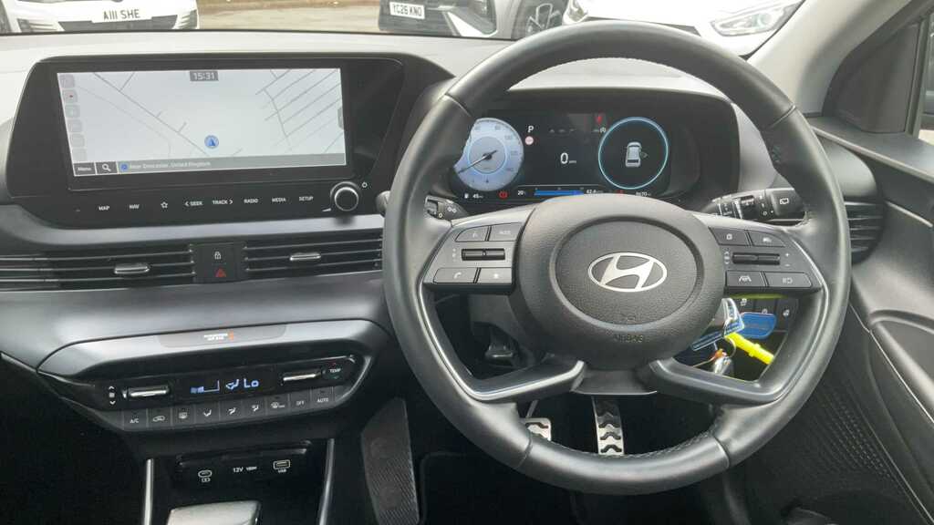 Hyundai Bayon 1.0 Tgdi Premium Dct 2024 Black #6