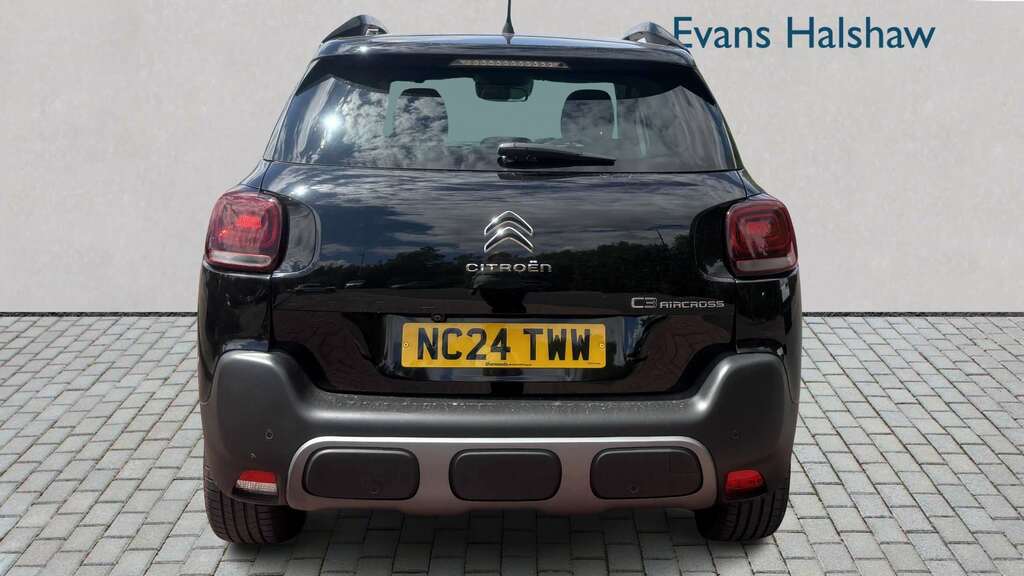 Citroen C3 Aircross 1.2 Puretech 130 Max Eat6 2024 Black #4