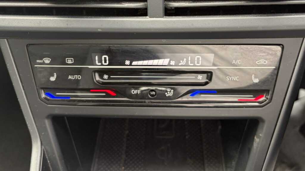 Volkswagen Taigo 1.0 Tsi Life Red #25