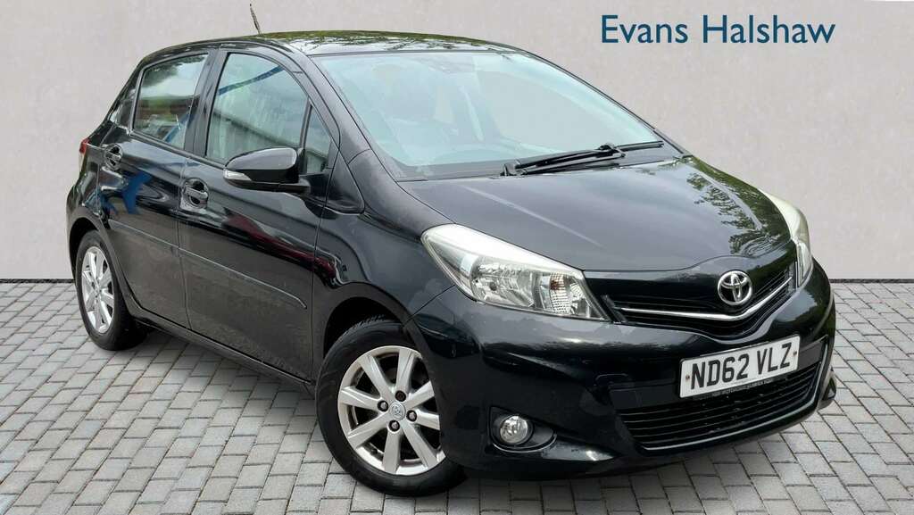 Toyota Yaris Hatchback 1.33 Dual Vvt-i Tr Multidrive S Euro 5 5 Grey #1
