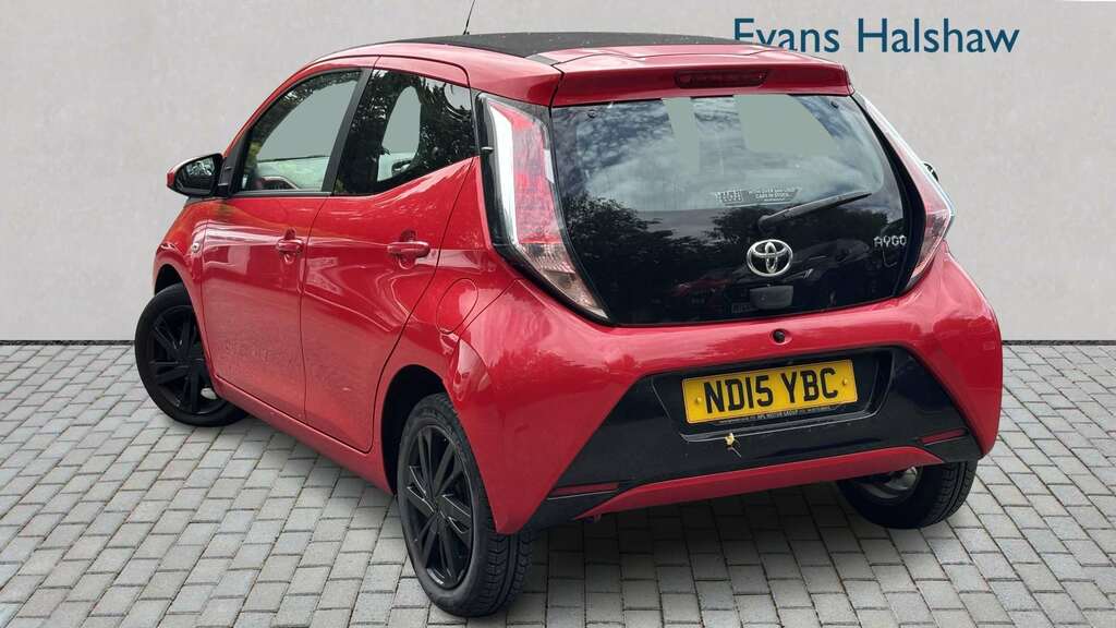 Toyota Aygo 1.0 Vvt-i X-pression X-shift 2015 Red