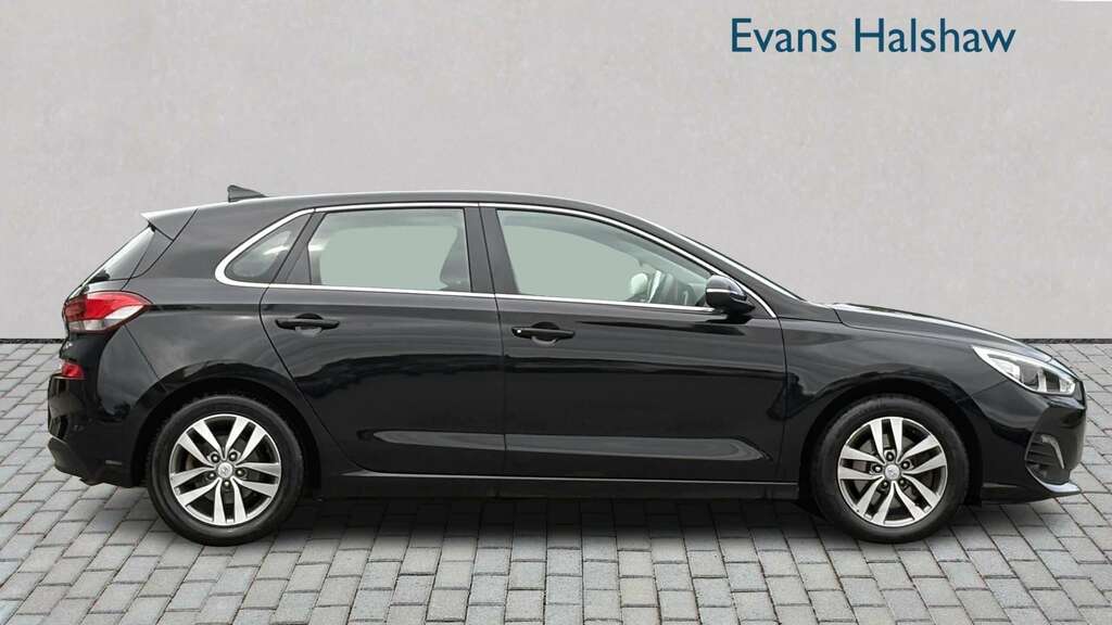Hyundai I30 1.0T Gdi Se 2018 Black #3
