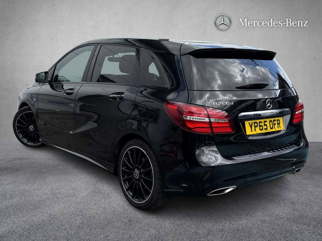 Mercedes-Benz B Class B200d Amg Line Premium Plus 2015 Black #2