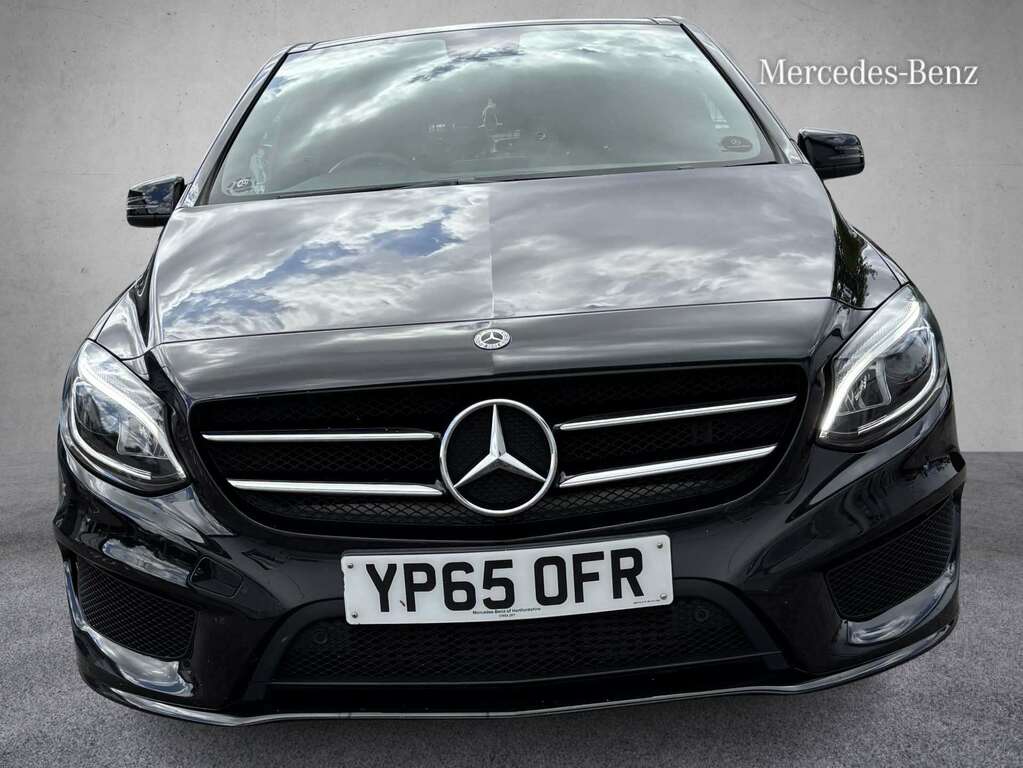 Mercedes-Benz B Class B200d Amg Line Premium Plus 2015 Black #3