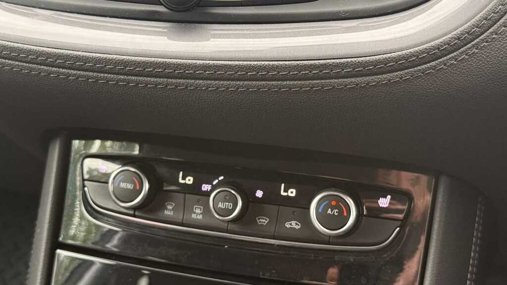 Vauxhall Grandland X 1.2 Turbo Sri Nav Black #14