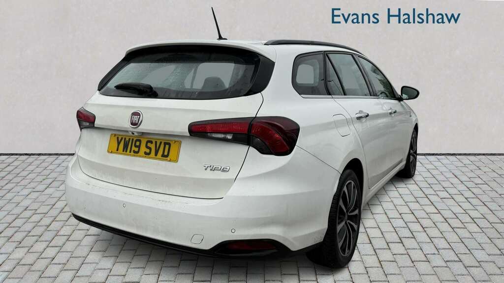 Fiat Tipo 1.6 Multijet Lounge 2019 White #5