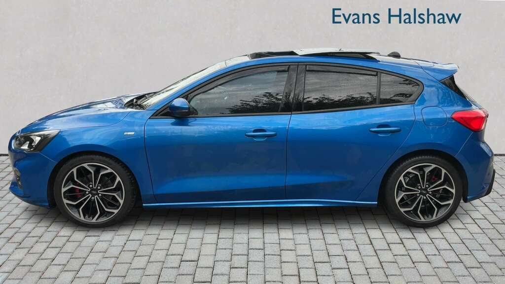 Ford Focus 1.0 Ecoboost 125 St-line X 2018 LT68UJW Blue #2