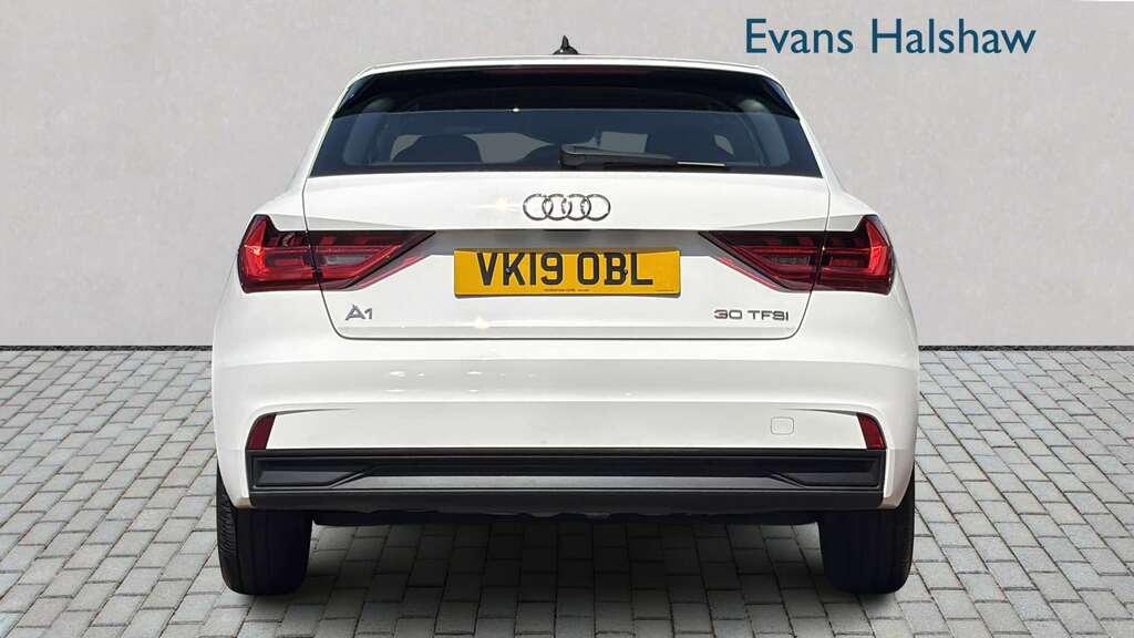 Audi A1 30 Tfsi Se 2019 VK19OBL White #5