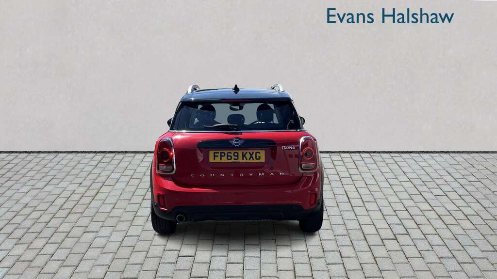 Mini Countryman 1.5 Cooper Classic 2019 FP69KXG Red #4
