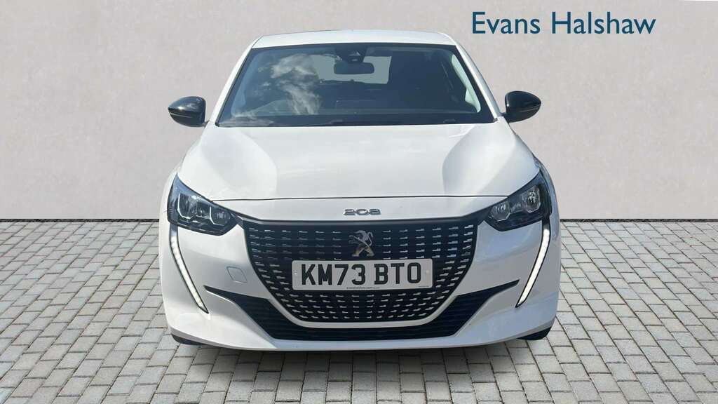 Peugeot 208 1.2 Puretech 100 Active Premium 2023 KM73BTO White #2