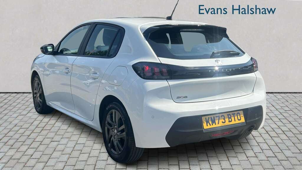 Peugeot 208 1.2 Puretech 100 Active Premium 2023 KM73BTO White #6