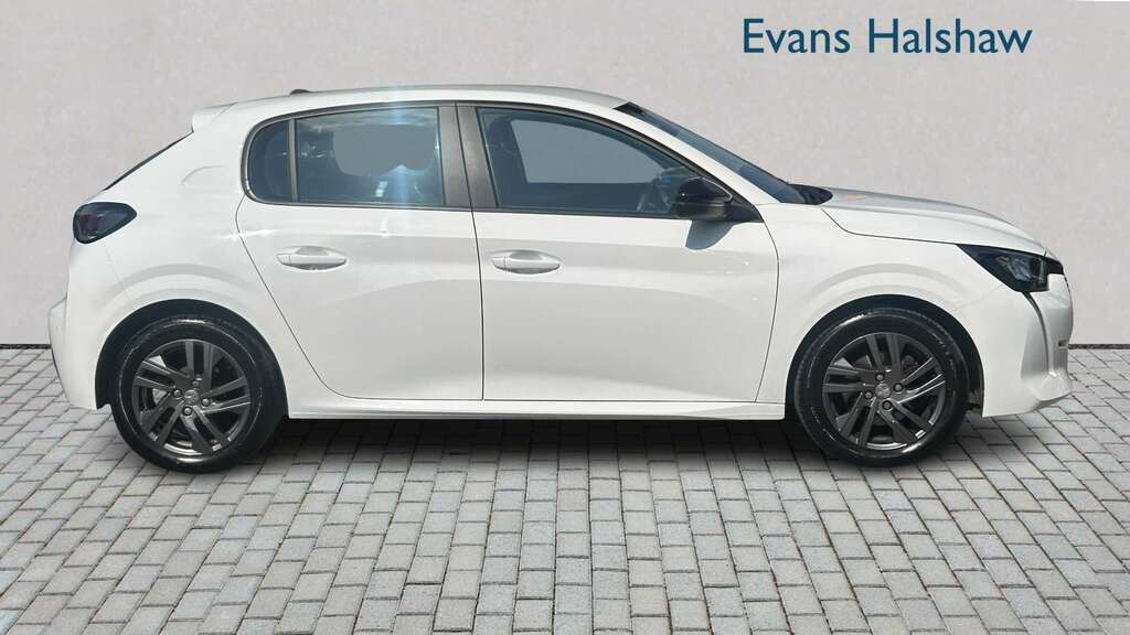 Peugeot 208 1.2 Puretech 100 Active Premium 2023 KM73BTO White #3
