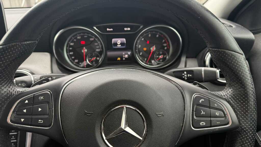 Mercedes-Benz GLA Class Suv 1.6 Gla180 Urban Edition 7G-dct Euro 6 Ss 5 White #13