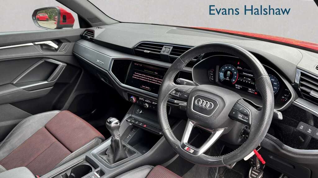 Audi Q3 35 Tfsi S Line 2019 SR19CVJ Red